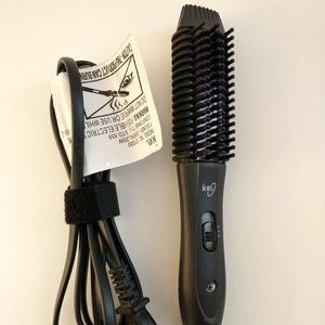 Ion Travel-Sized Straightening Brush NWOT